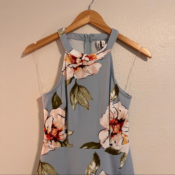 Baby Blue Skater Dress - Picture 3 of 8